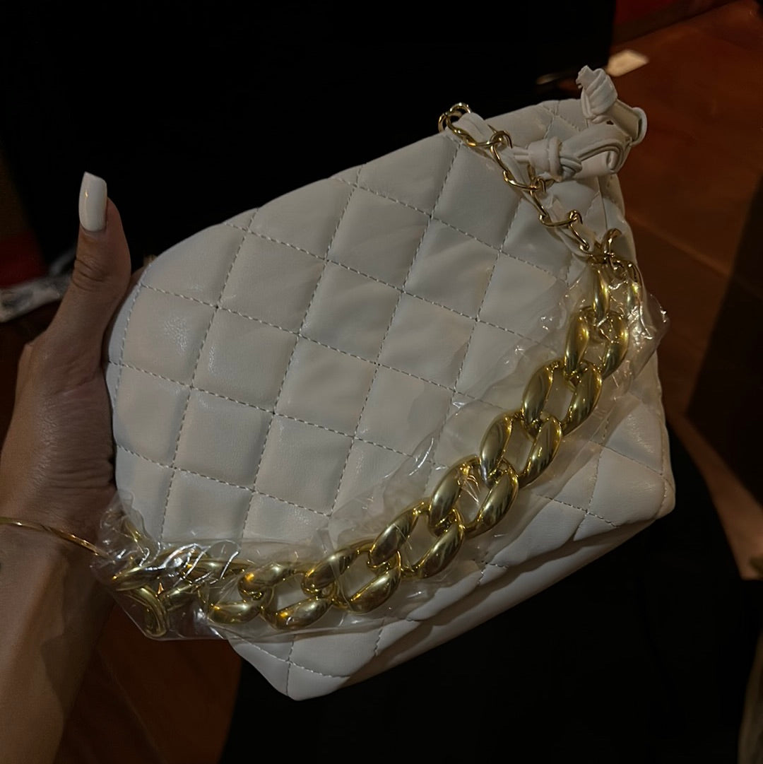 Cartera blanca de cadena