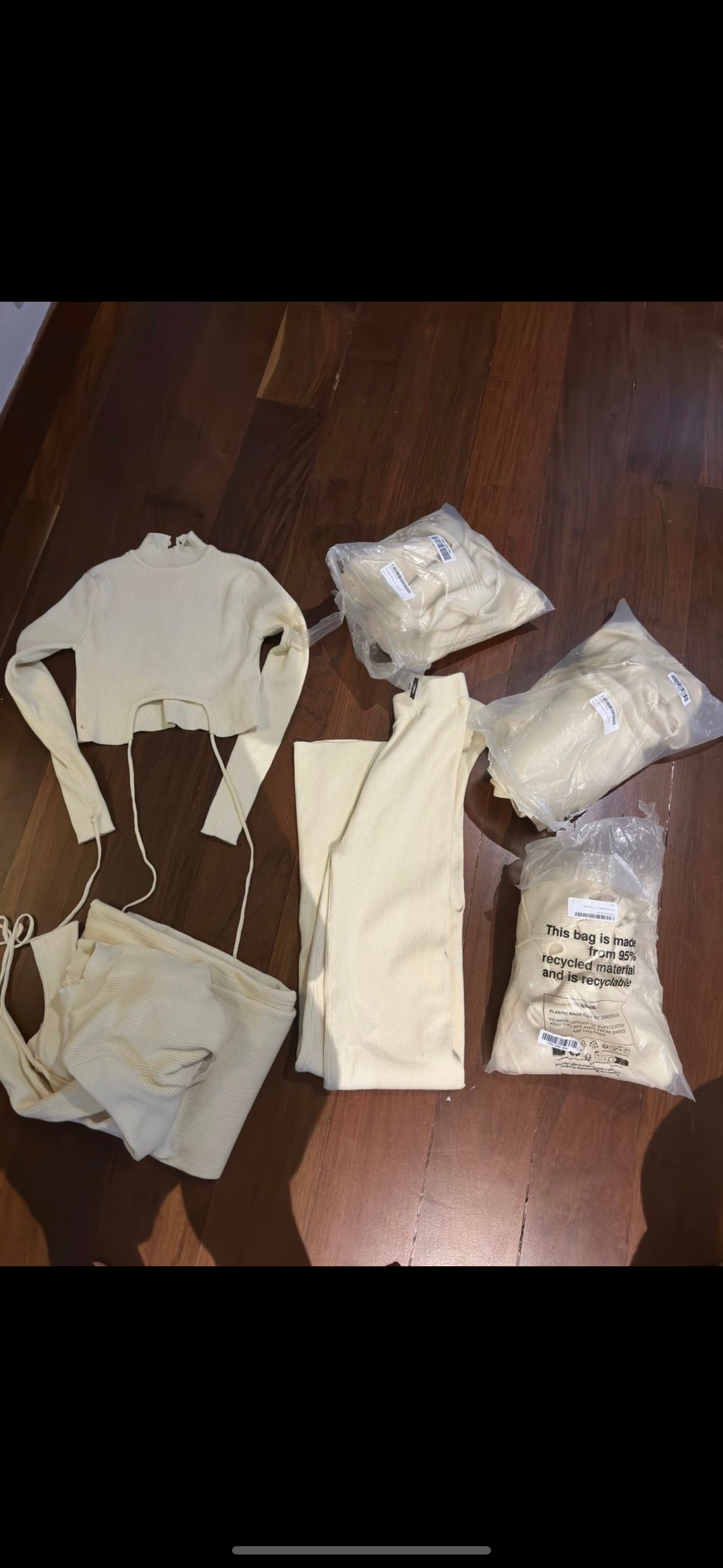 Set jogger y top mangalarga beige