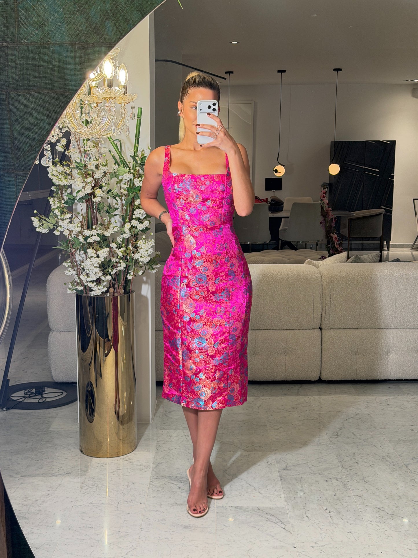Vestido fucsia floreado cb