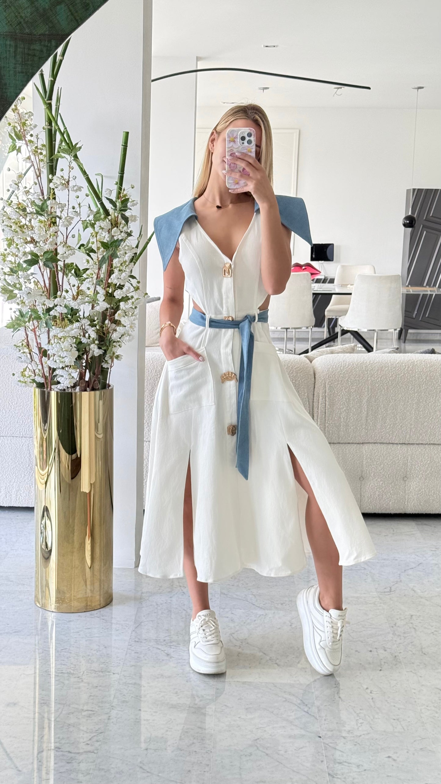 Vestido blanco con jeans cris&cris