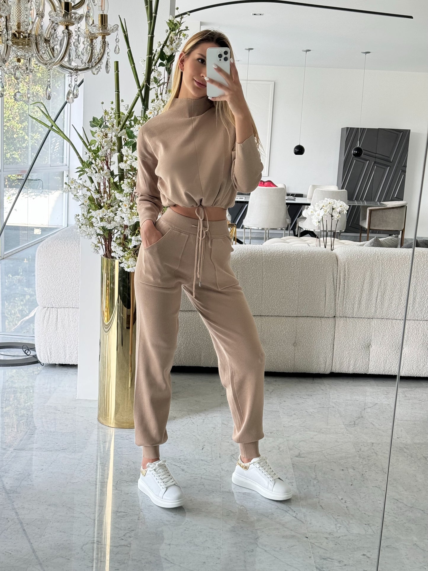 Set de pant y sweater marron