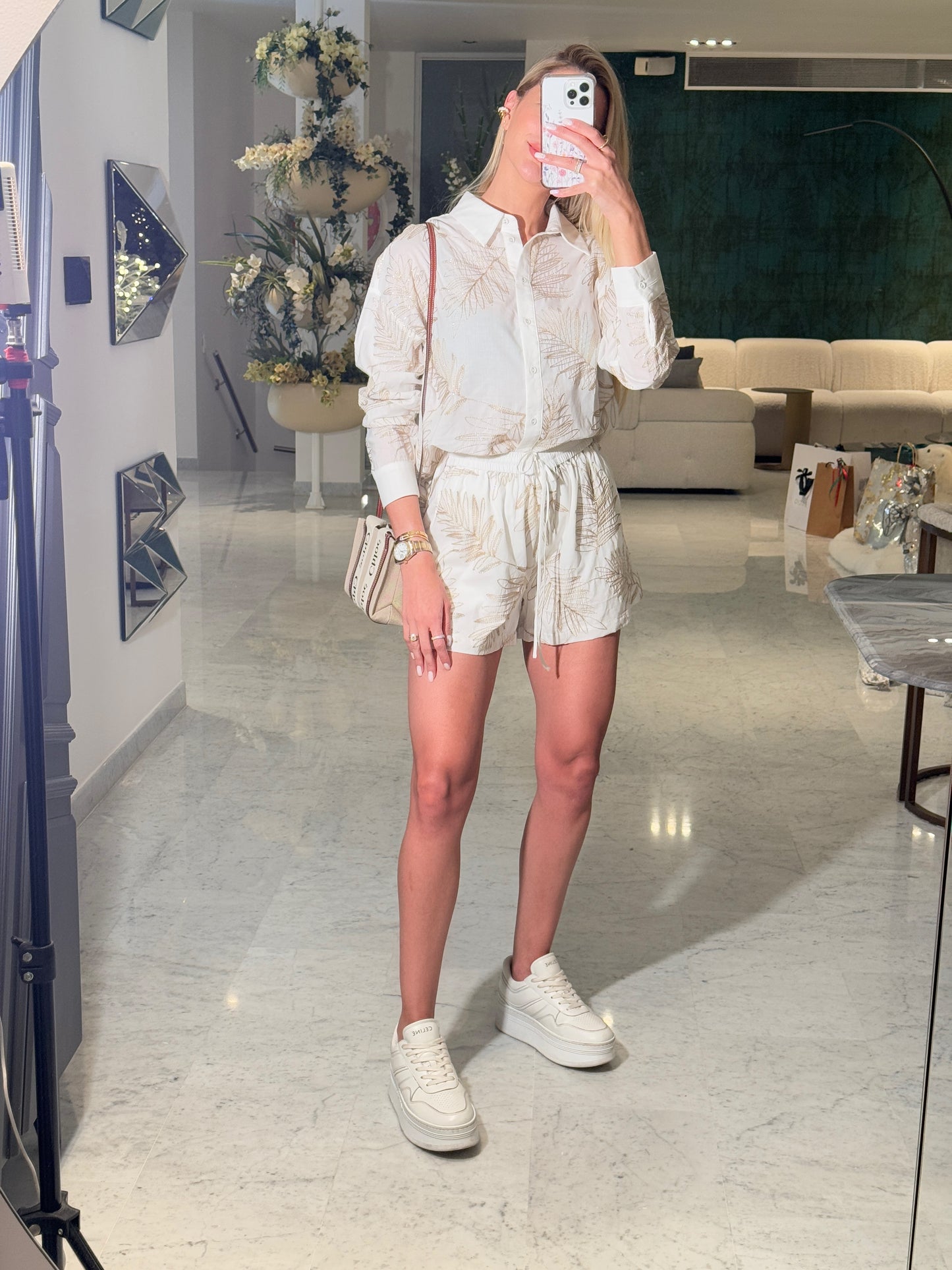 Set de camisa y short a peach blanco