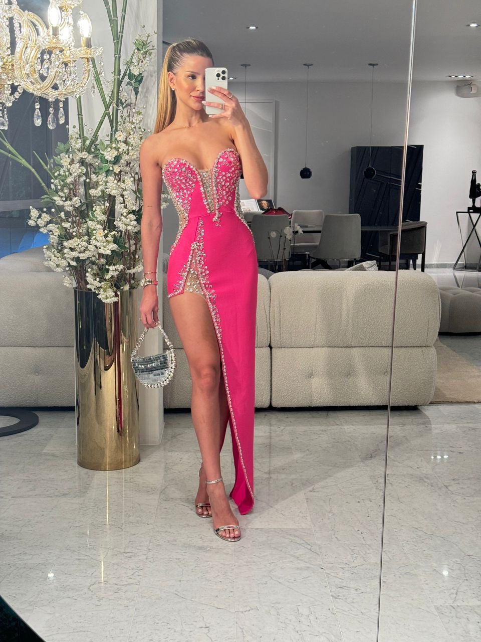 Vestido bandage fucsia con brillantes S