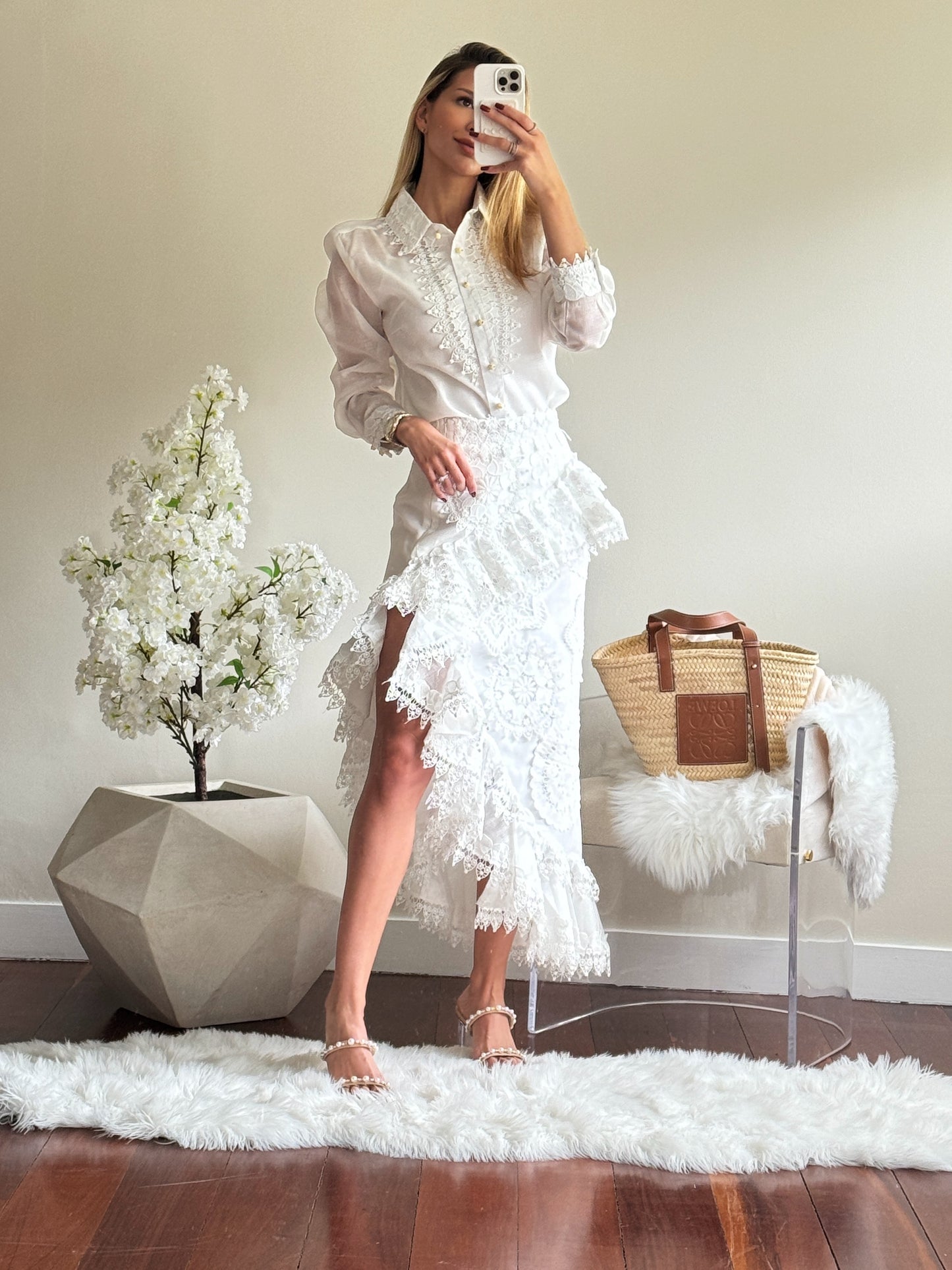 Set de camisa y falda blanca con faralados