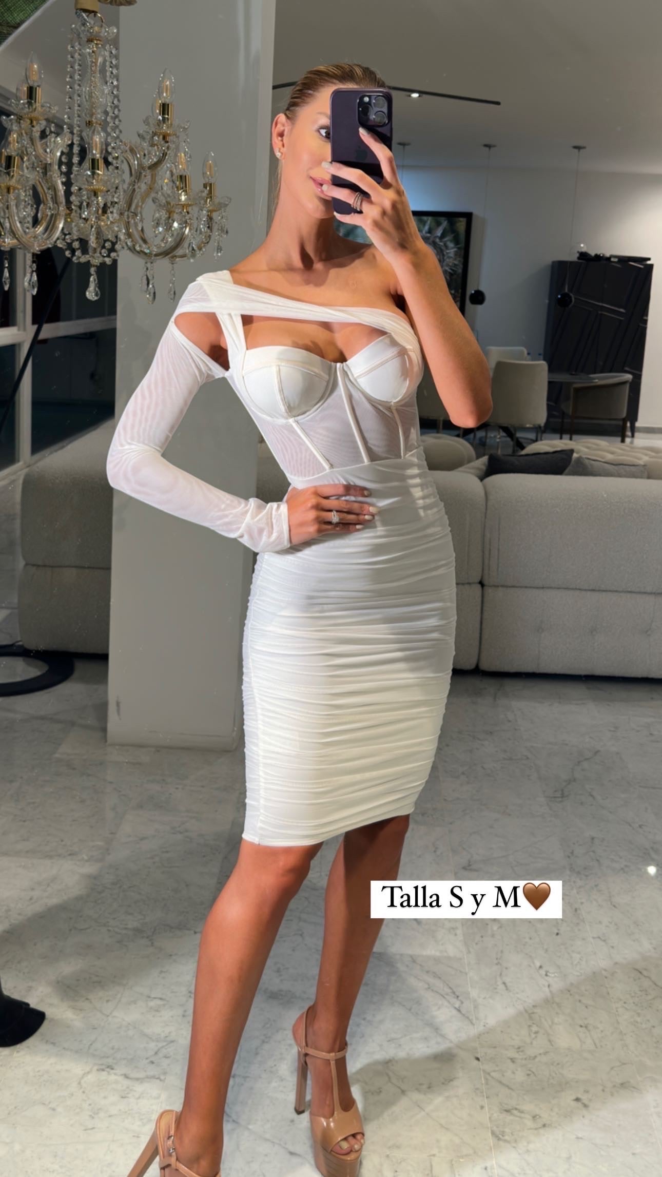 Vestido blanco una manga corset