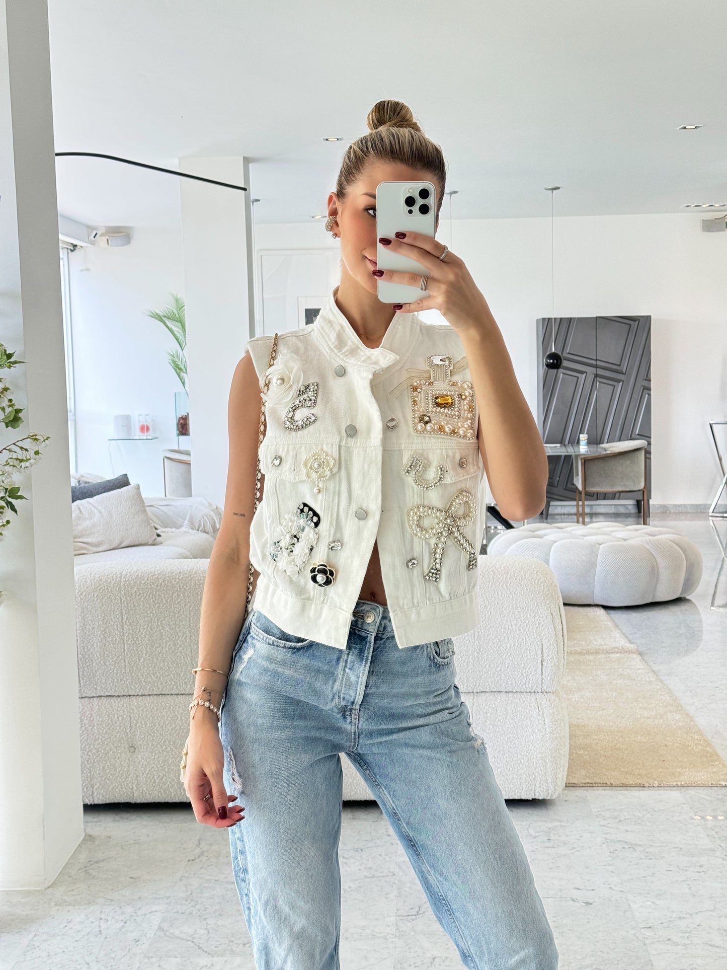 Chaqueta blanca de perlas