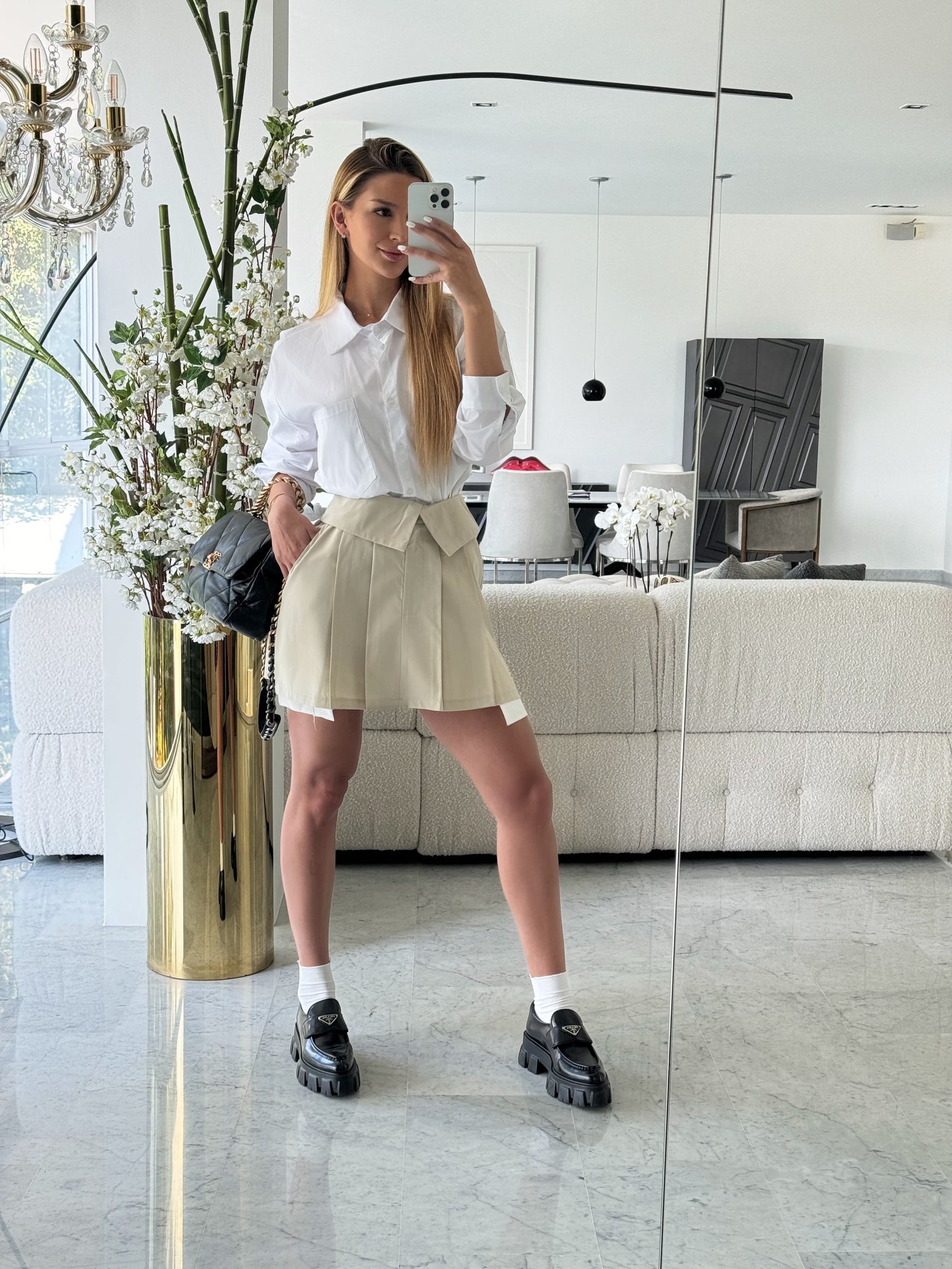 Falda plisada beige
