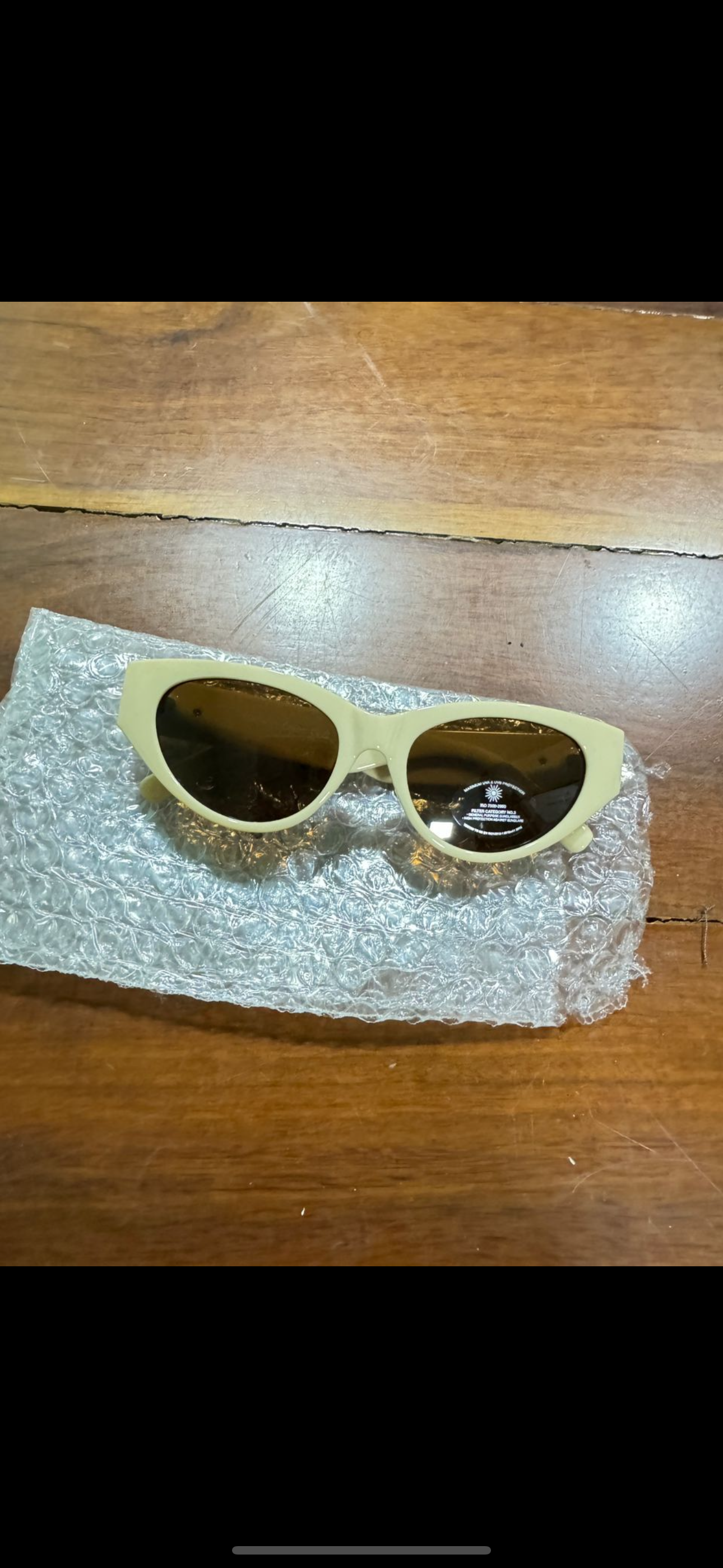 Lentes beige