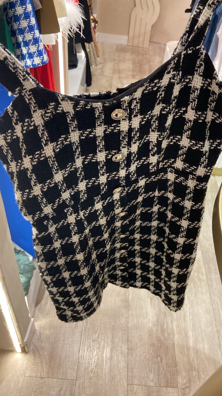 Vestido de cuadros negro