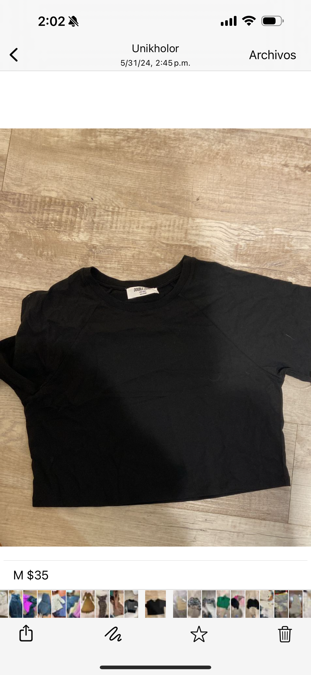 Top básico negro hyfve