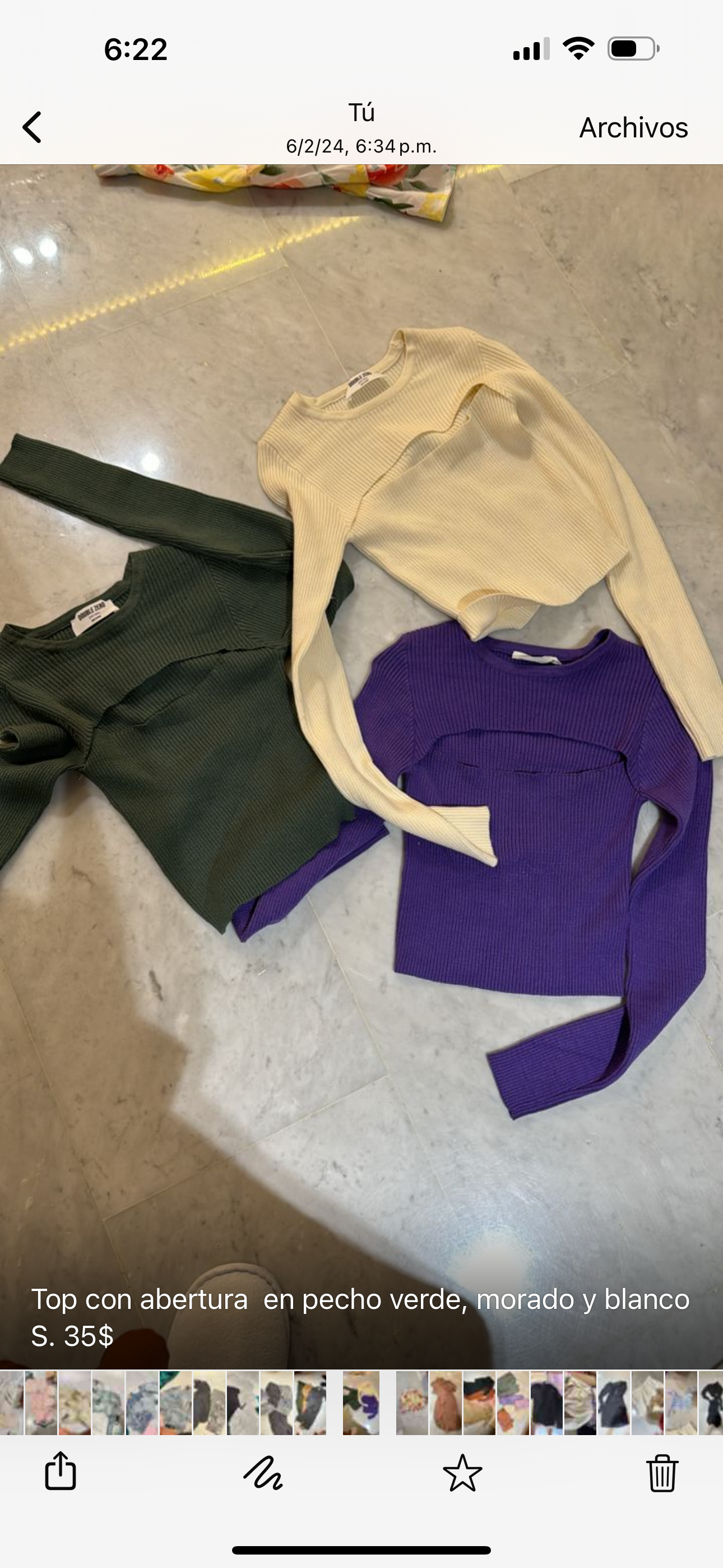 Top con abertura en pecho verde, morado, blanco y fucsia. Talla S