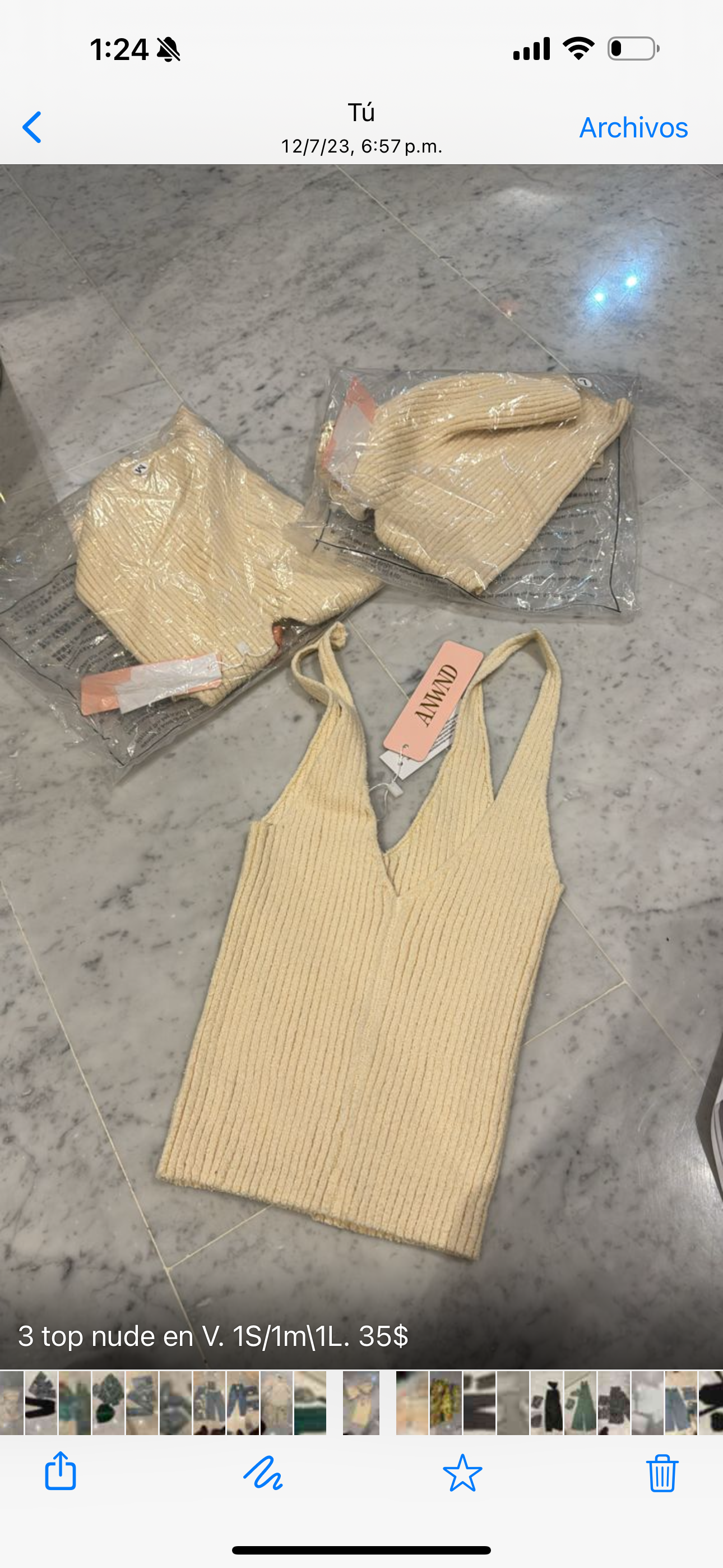 Top nude en V