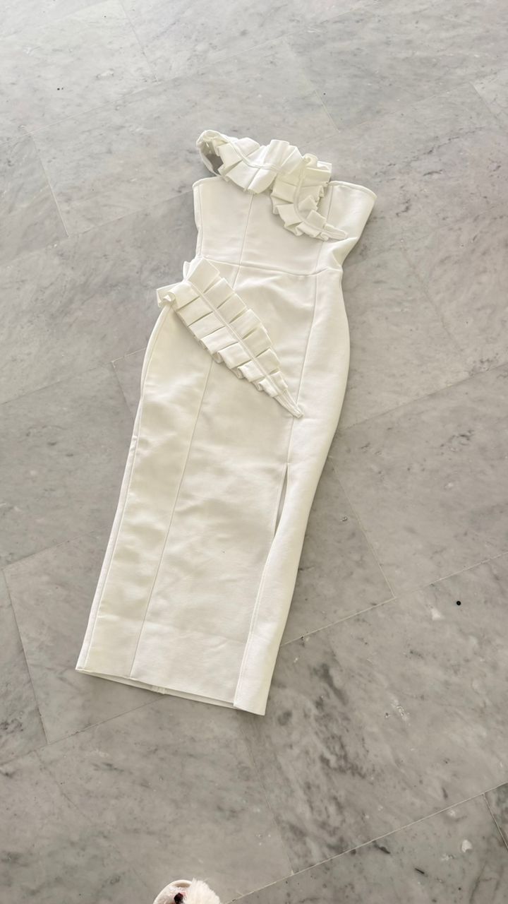 Vestido blanco bandage tipo civil S. 165$