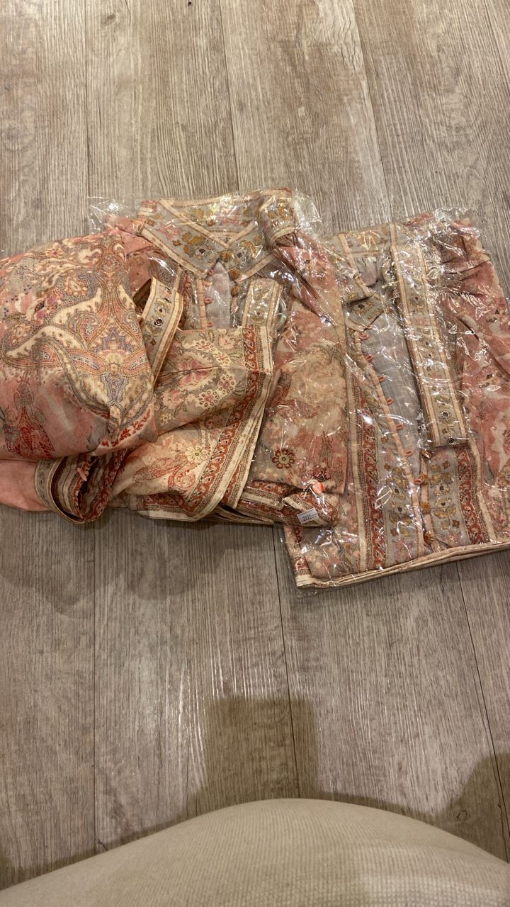 Set Peekskill se short y camisa rosada