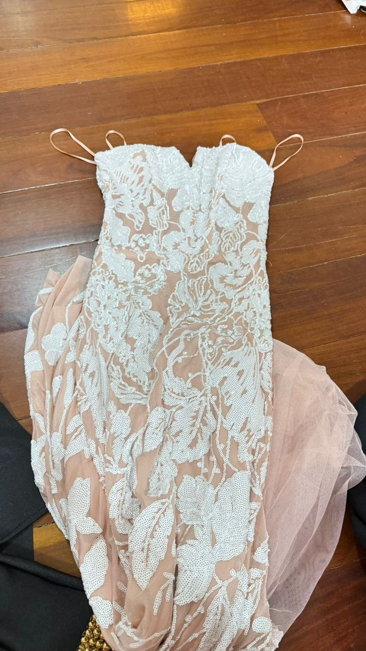 Vestido blanco civil con nude cb 1S. 215$