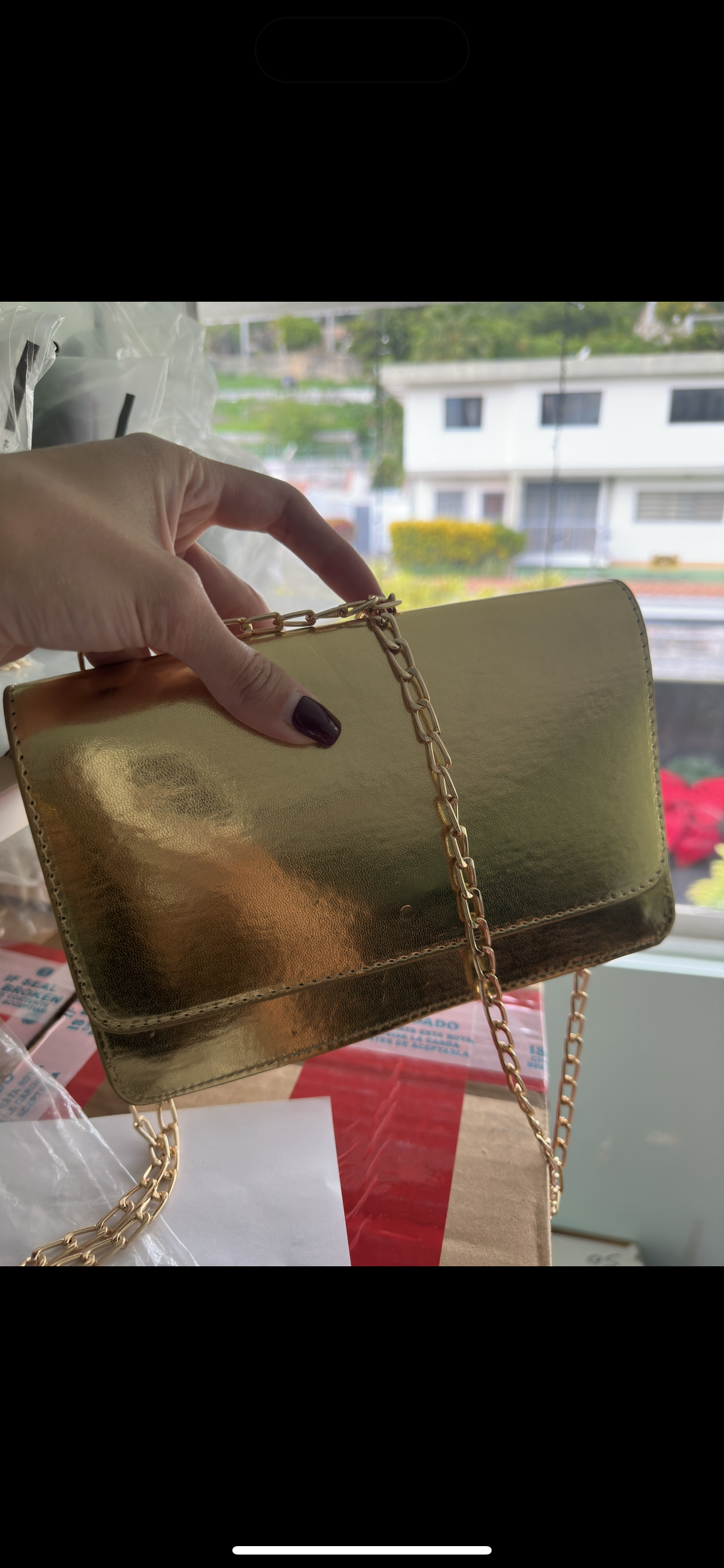 Clutch dorada sencilla