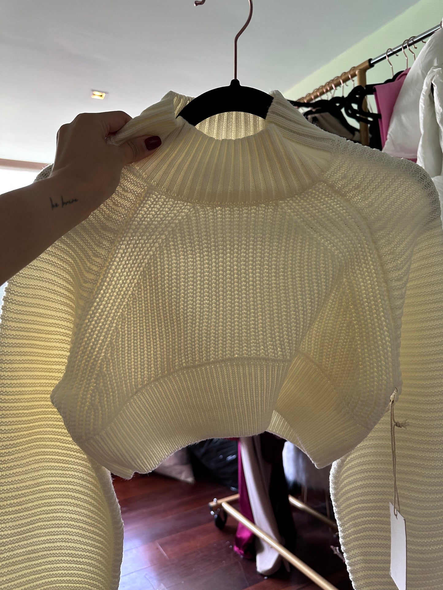 Sweater corto blanco
