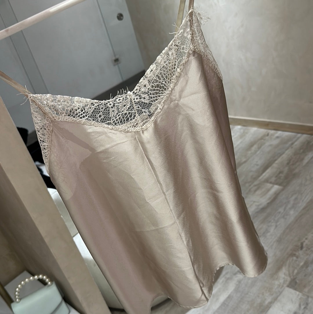 Blusa tiras champagne seda