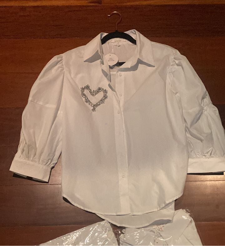 Camisa blanca corazón