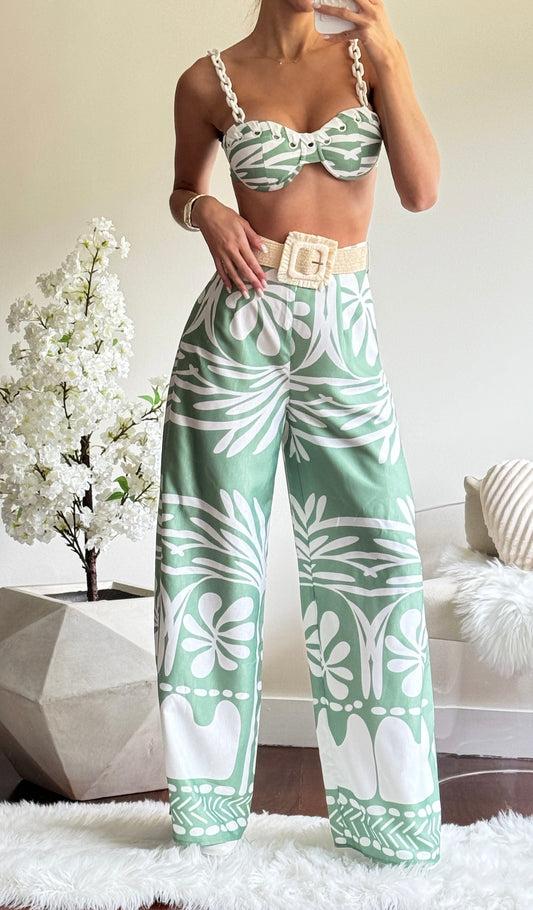 Set verde con blanco