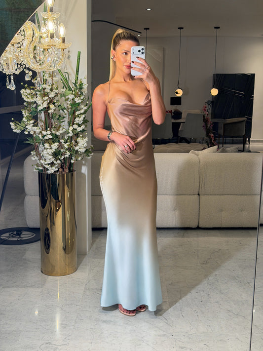 Vestido degradé de seda dorado