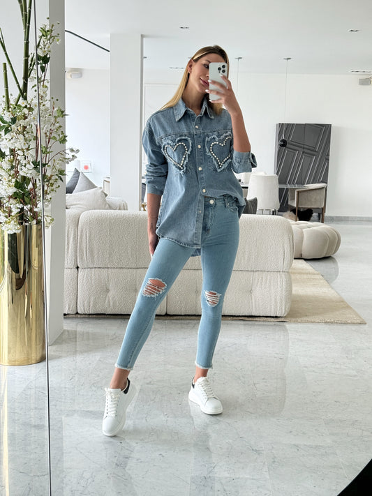 Camisa de jeans de corazón con brillantes