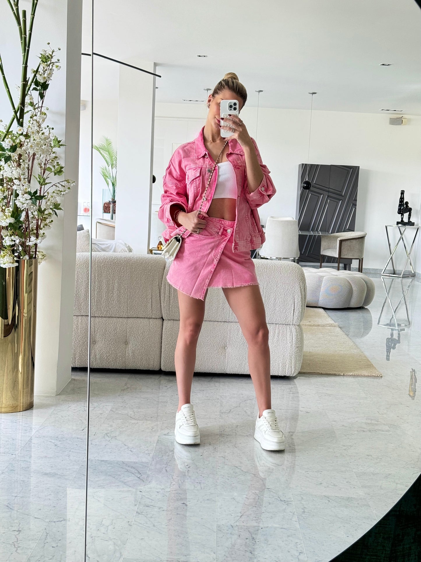 Set rosado de falda y camisa