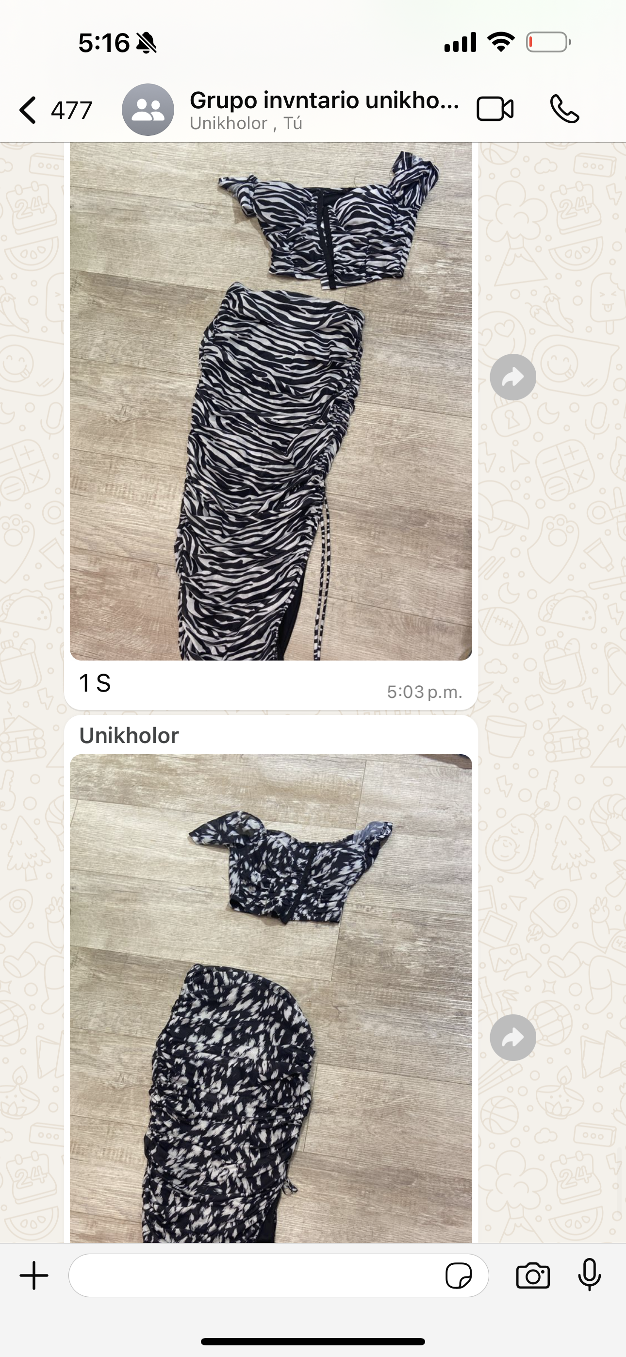 Set de animal print gris con negro