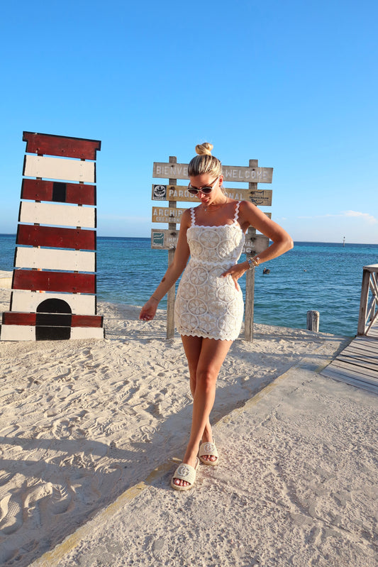 Vestido blanco con beige vestis