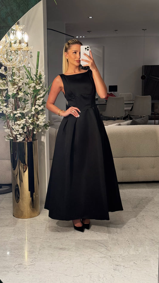 Vestido negro satinado princesa cb 1s