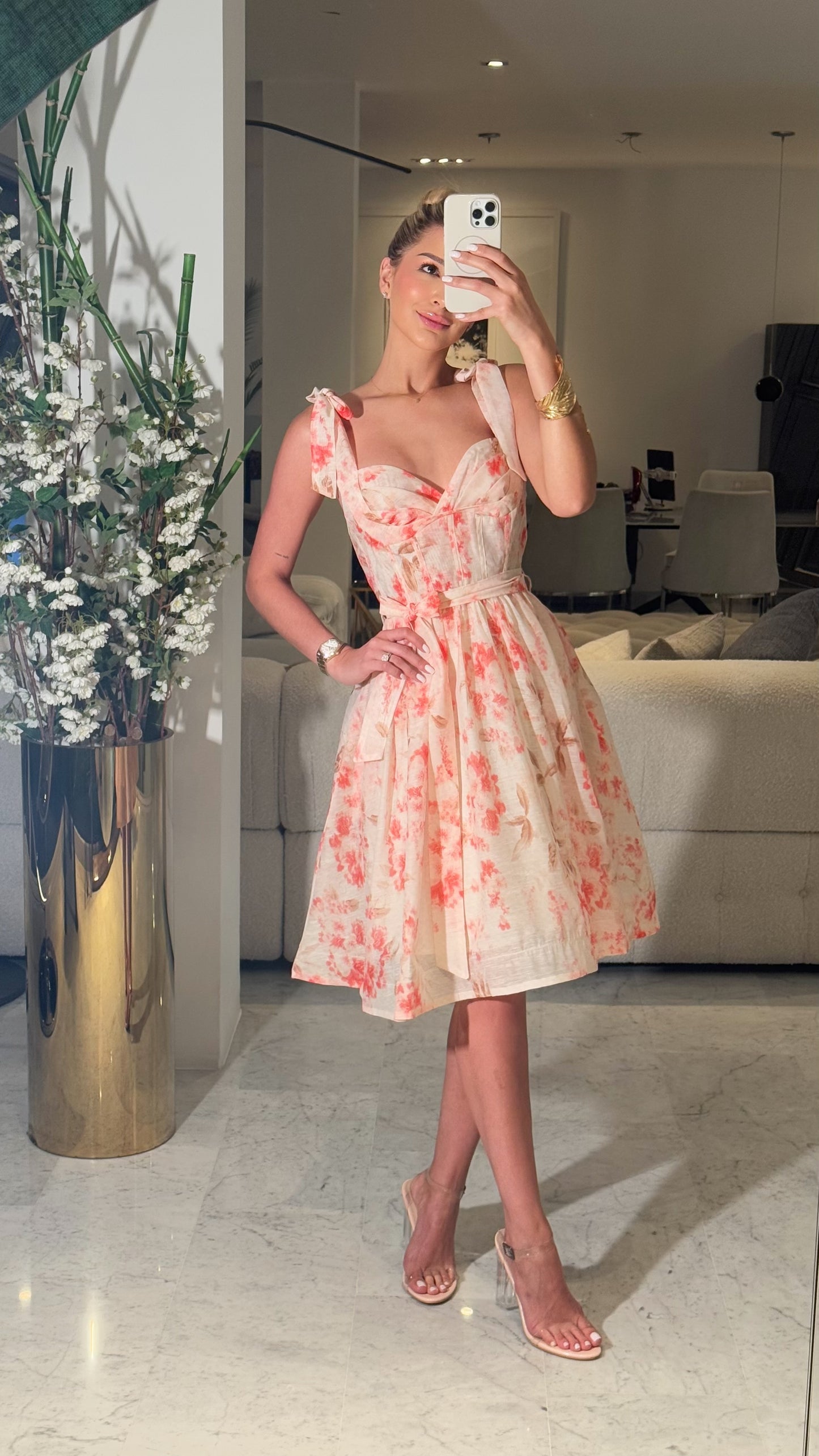 Vestido corto de flores rosa cb