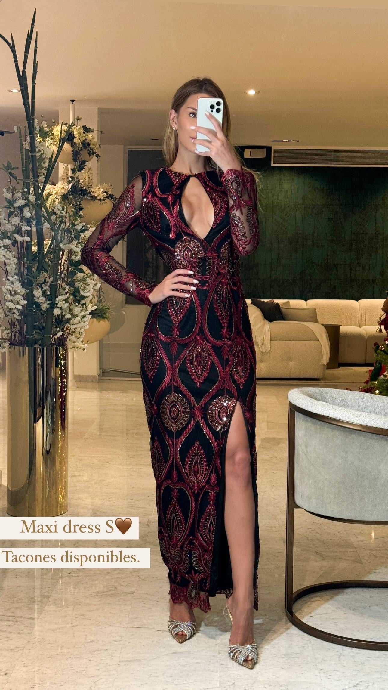 Maxi vestido negro con vino lentejuelas
