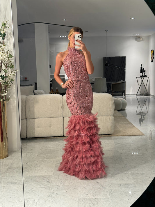 Vestido lentejuelas y plumas rosado