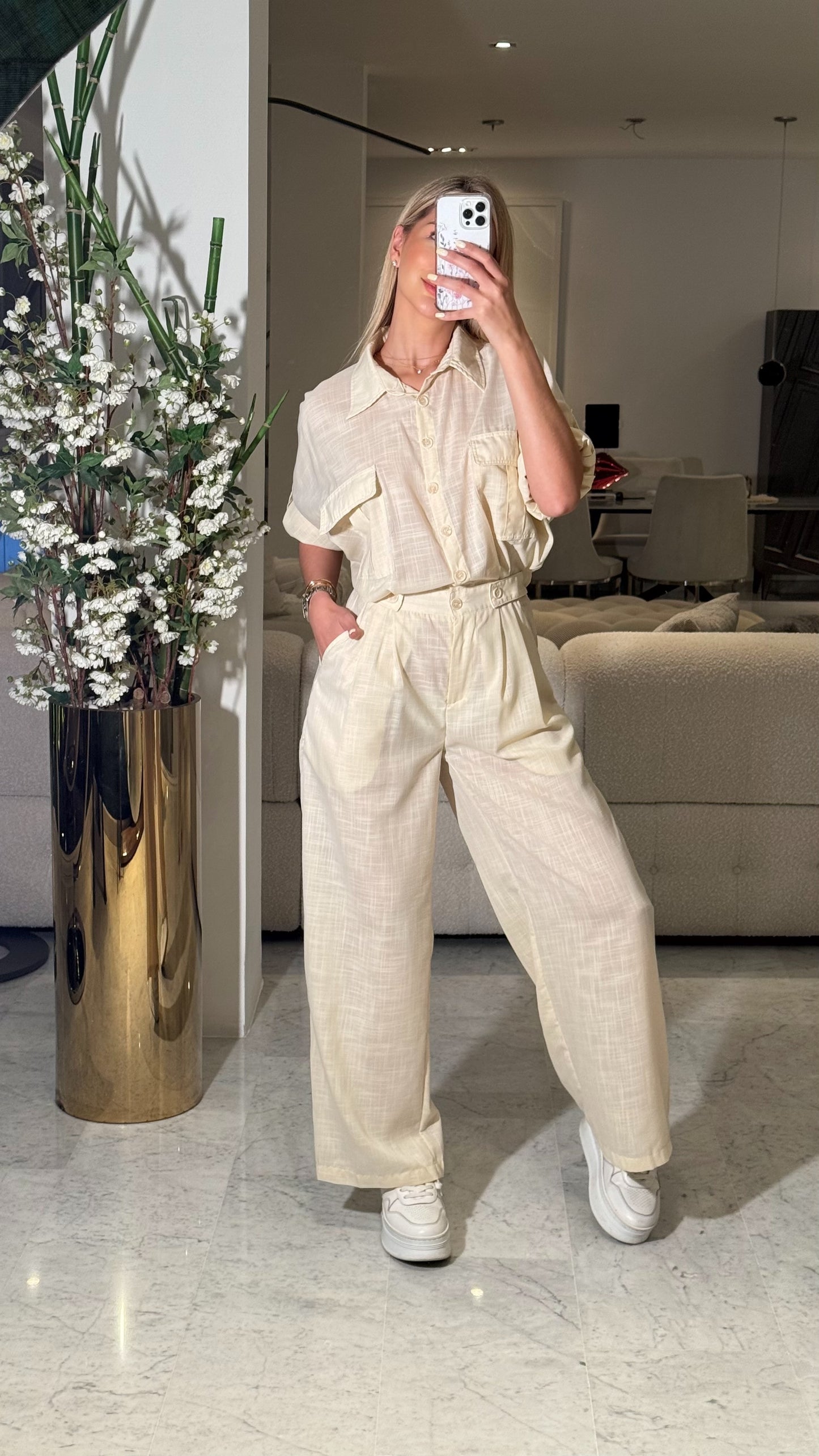 Jumpsuit beige vogue vibes