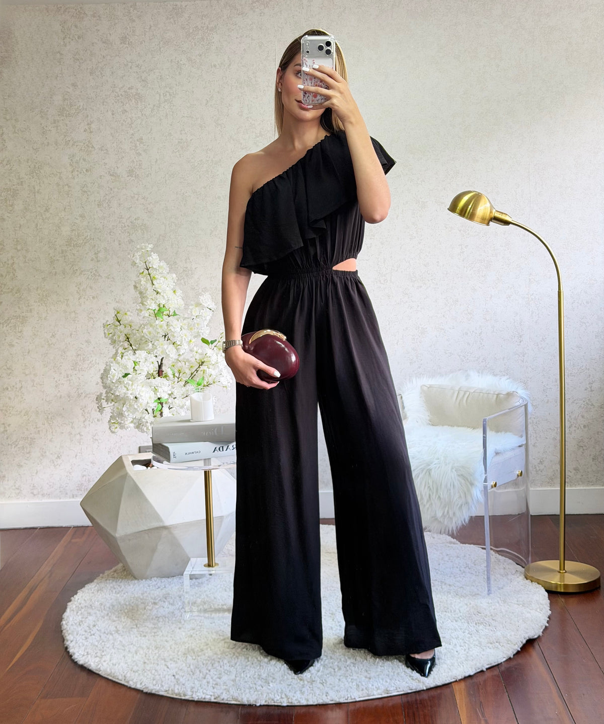Jumpsuit negro cameo de un hombro
