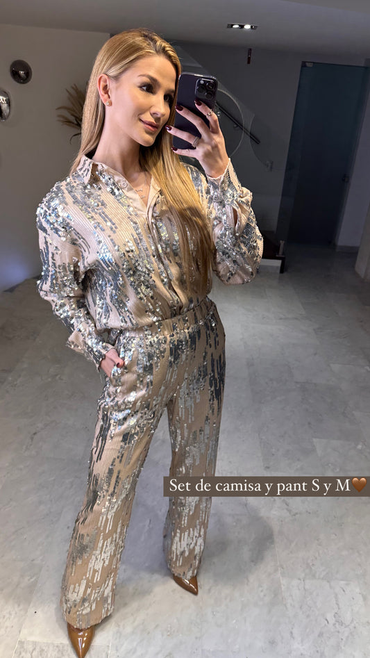 Set de pantalon y camisa nude con lentejuelas
