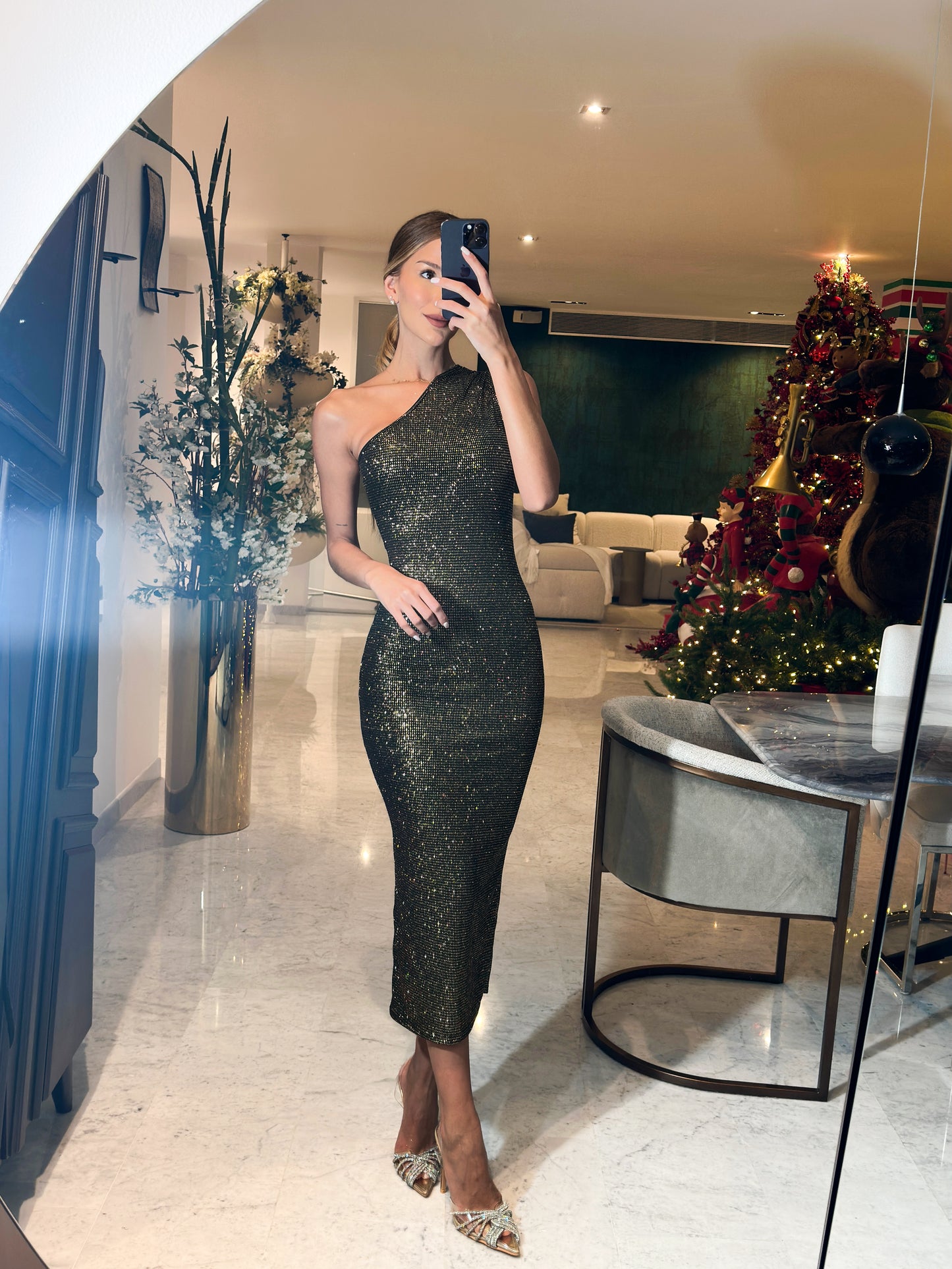 Vestido brillante una manga negro dorado