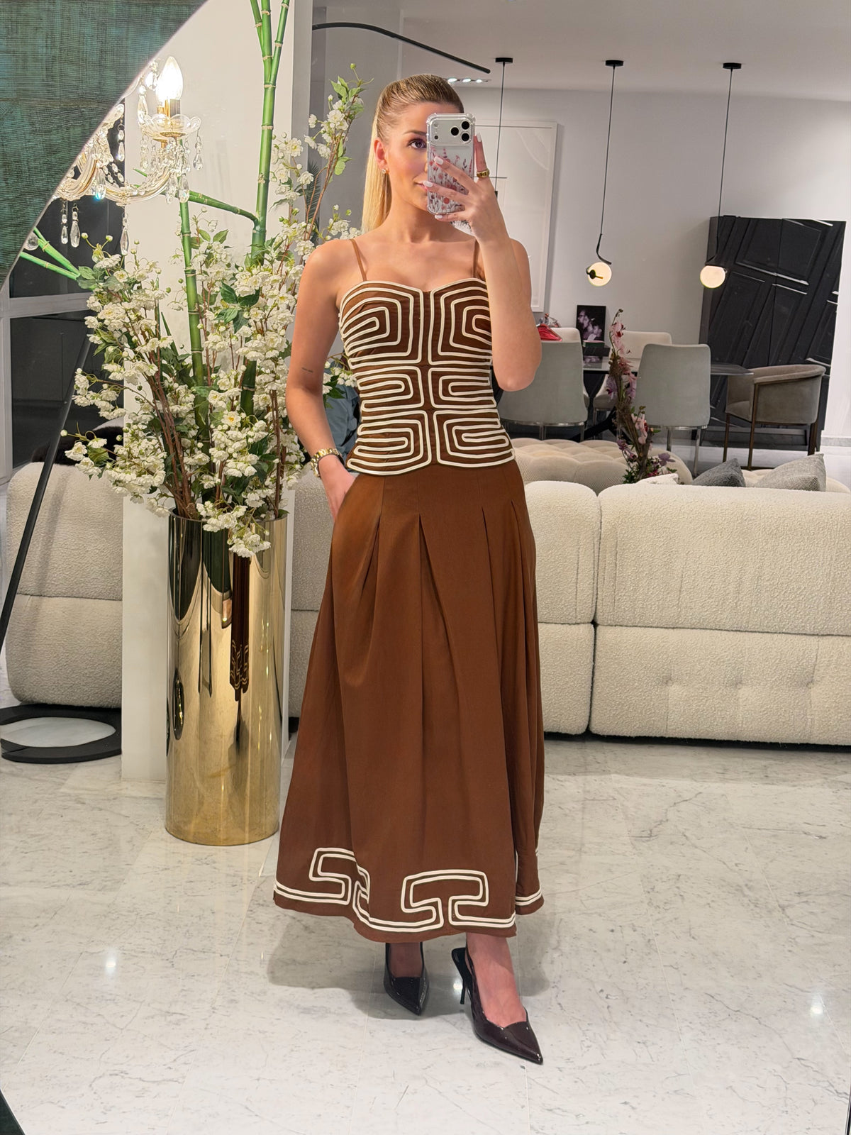 Set de top y falda marrón tcec