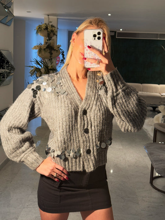 Sweater gris tejido con plateado cb