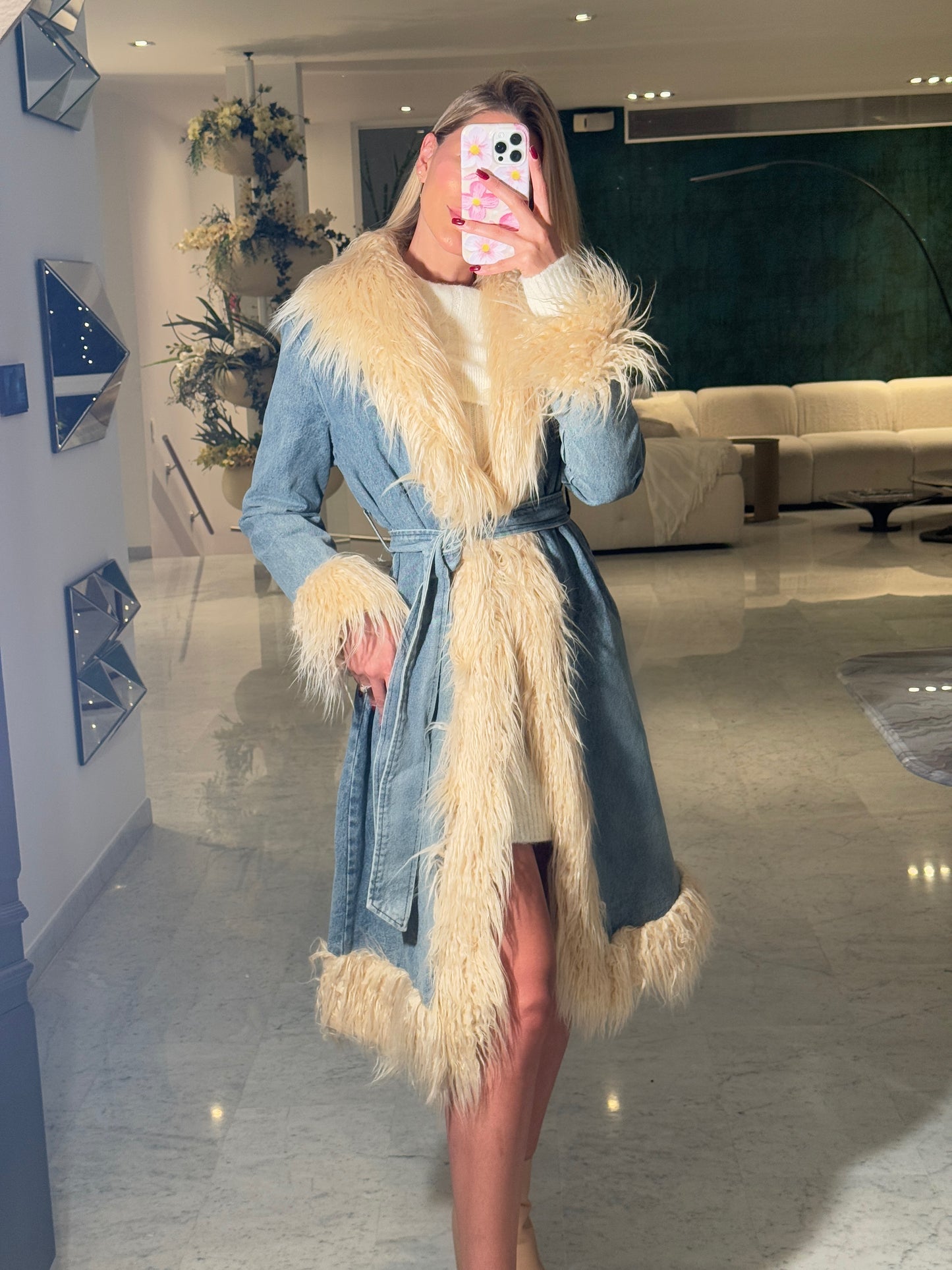 Chaqueta larga de jeans con peluche 2S. 155$