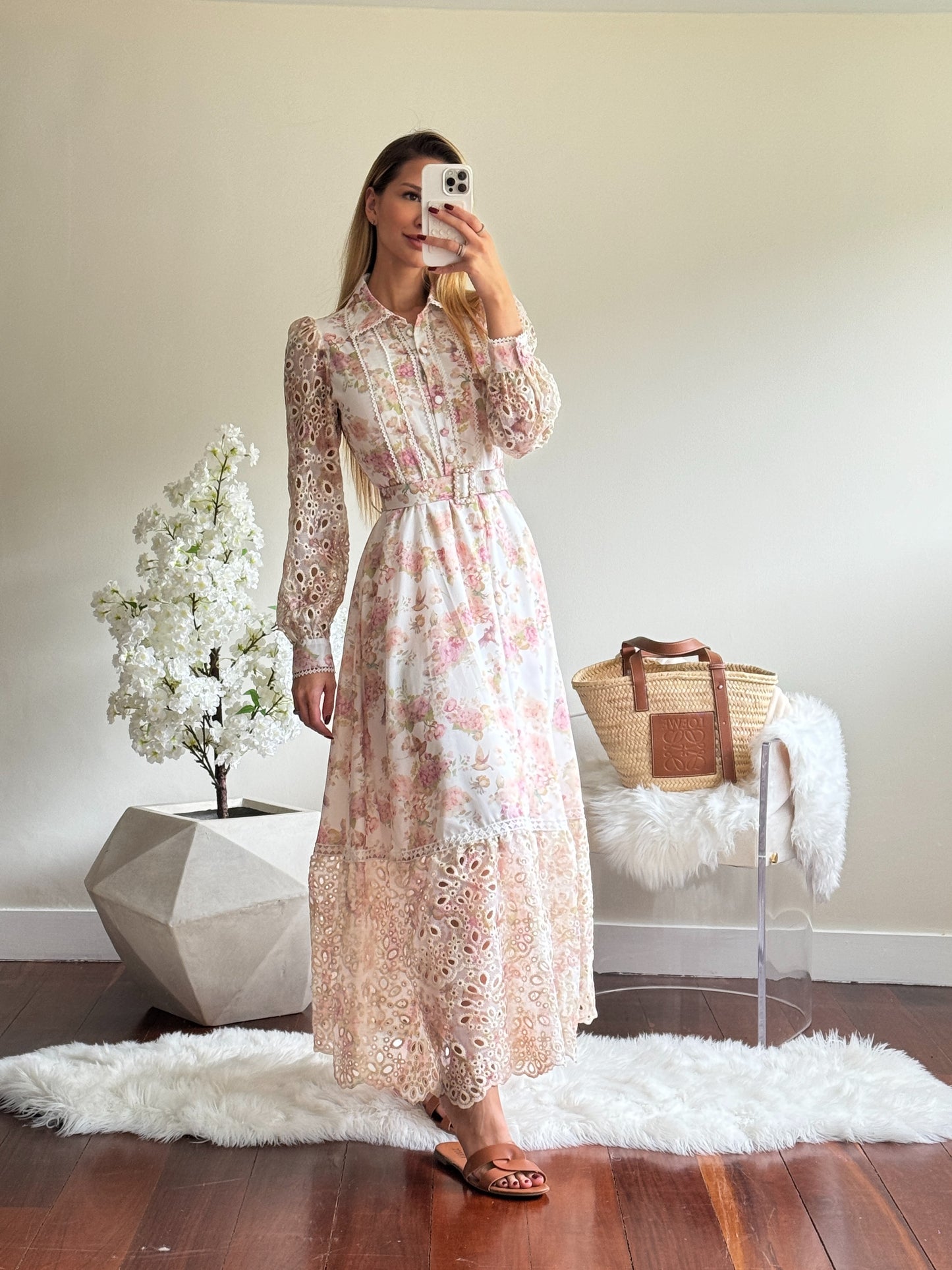 Maxi vestido floreado con correa