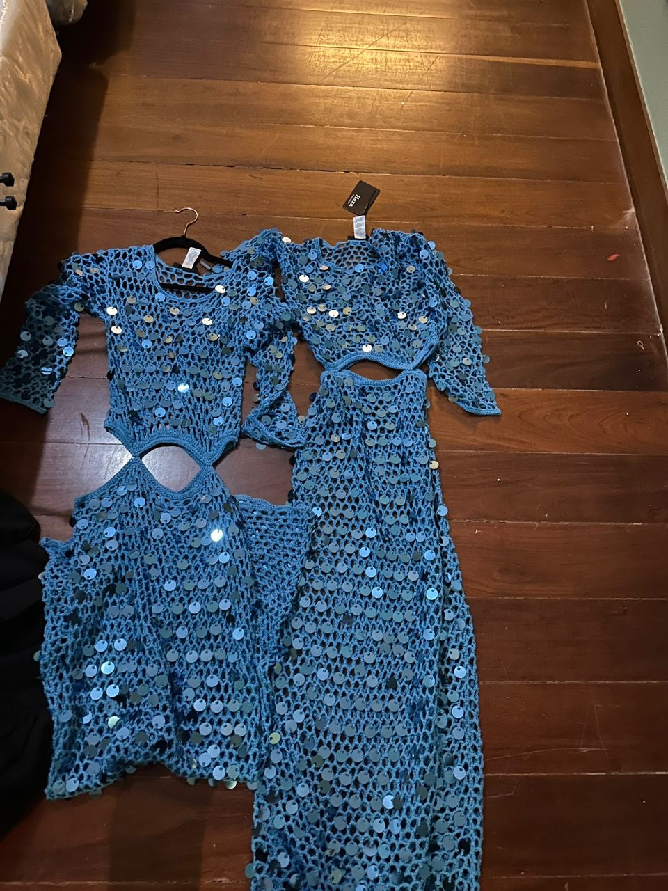 Vestido brillante azul lentejuelas