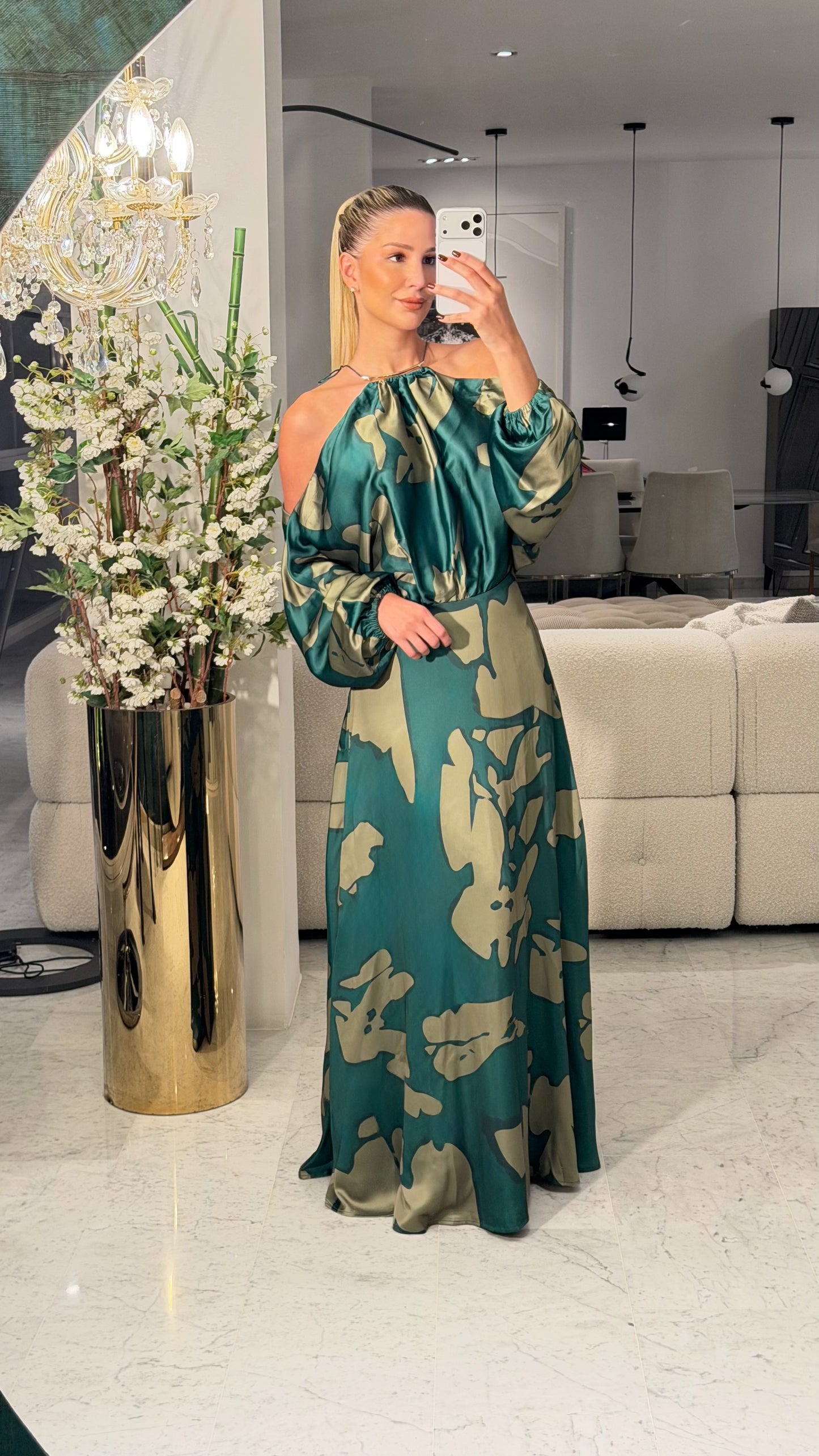 Vestido azul estampado off shoulders cb