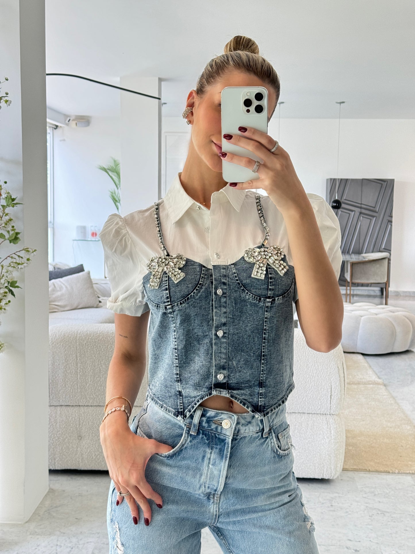 Camisa jeans con blanco y lazo