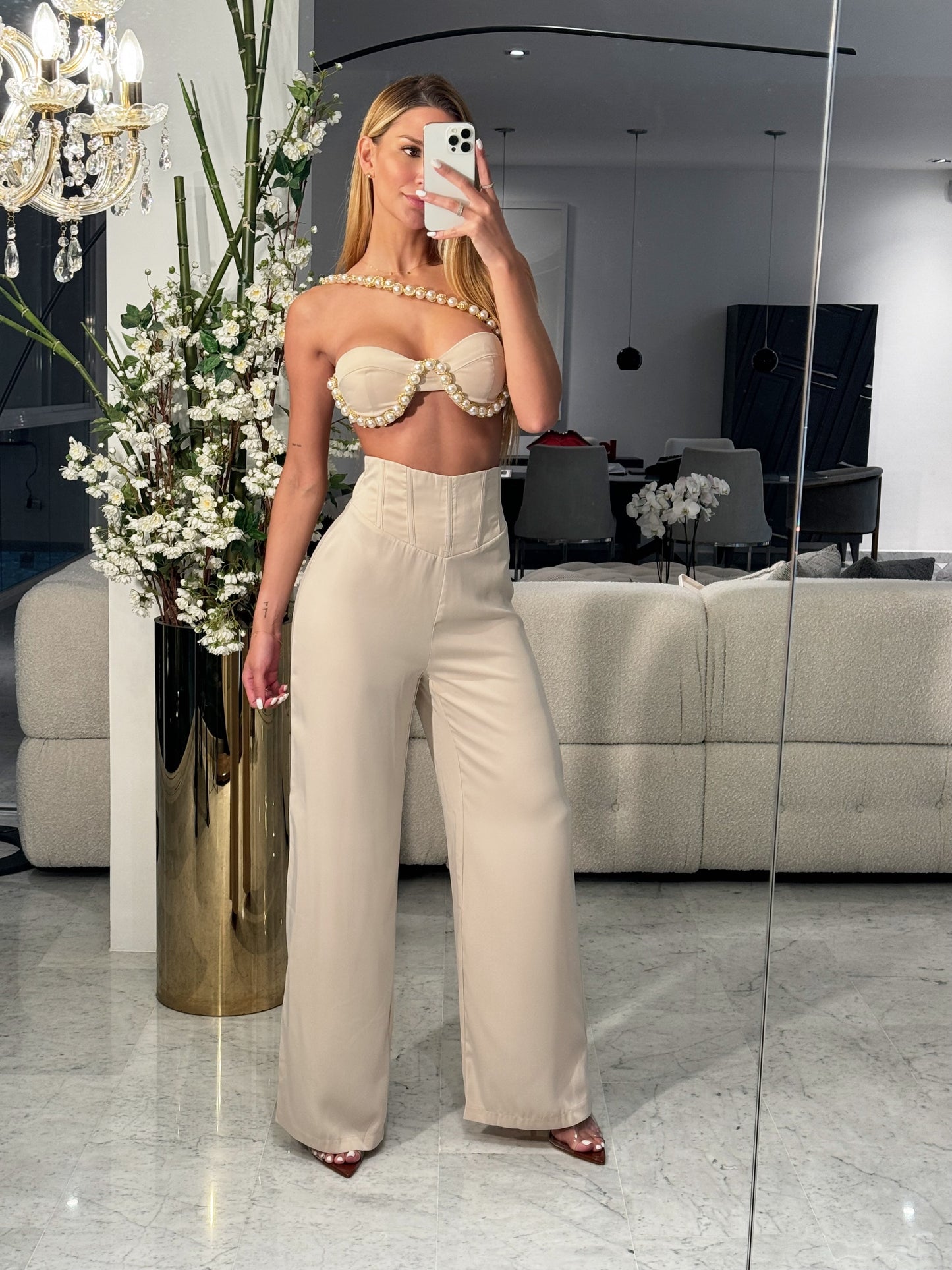 Set beige con perlas blithe