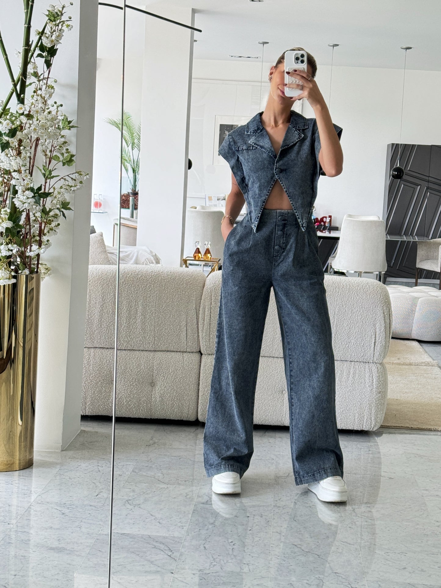 Set de pant y top de jeans.
