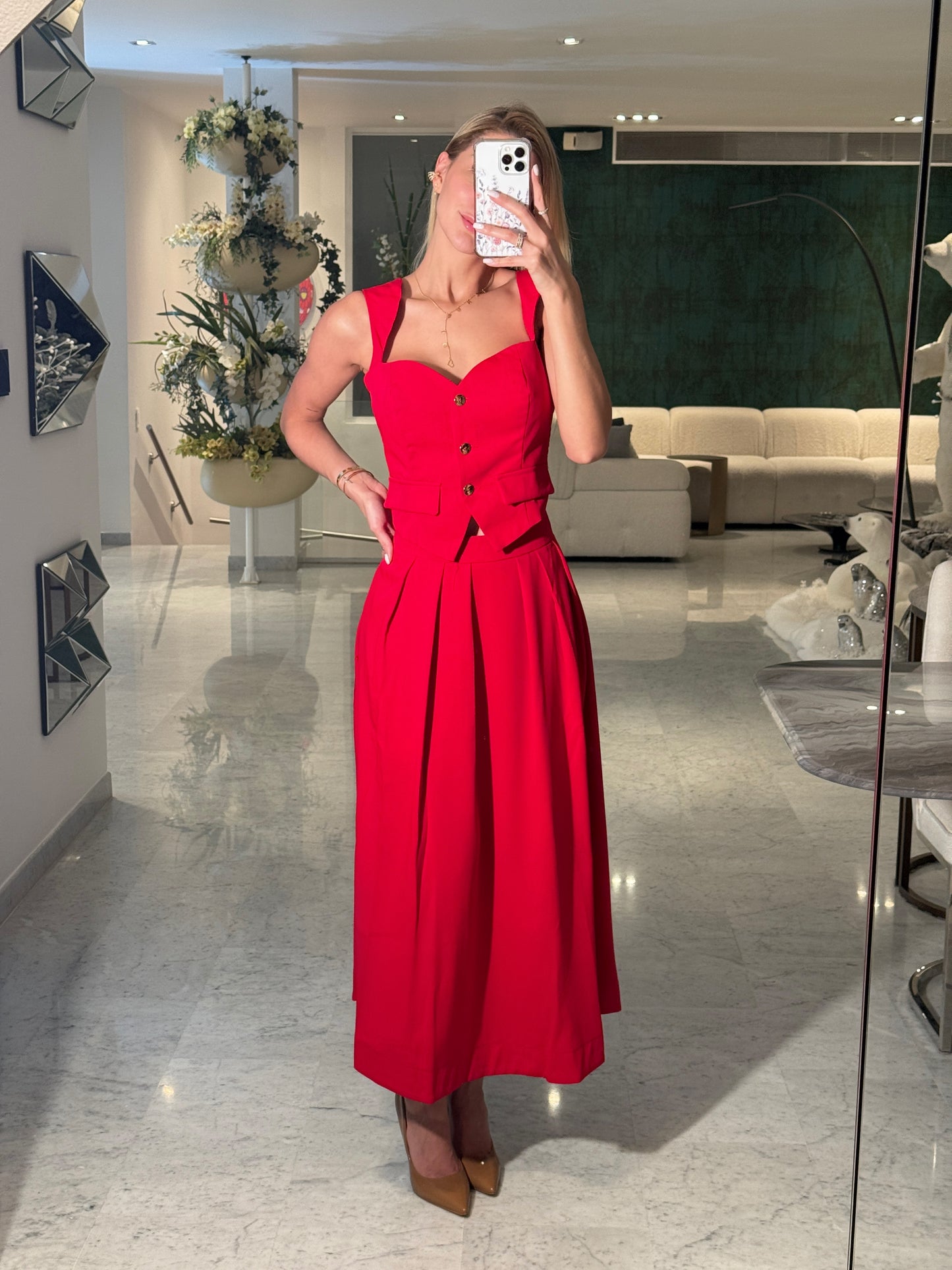 Set rojo y blanco de falda y vest