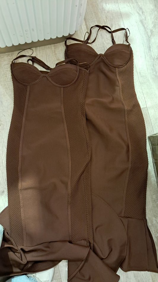 Vestido bandage marrón con copa cb
