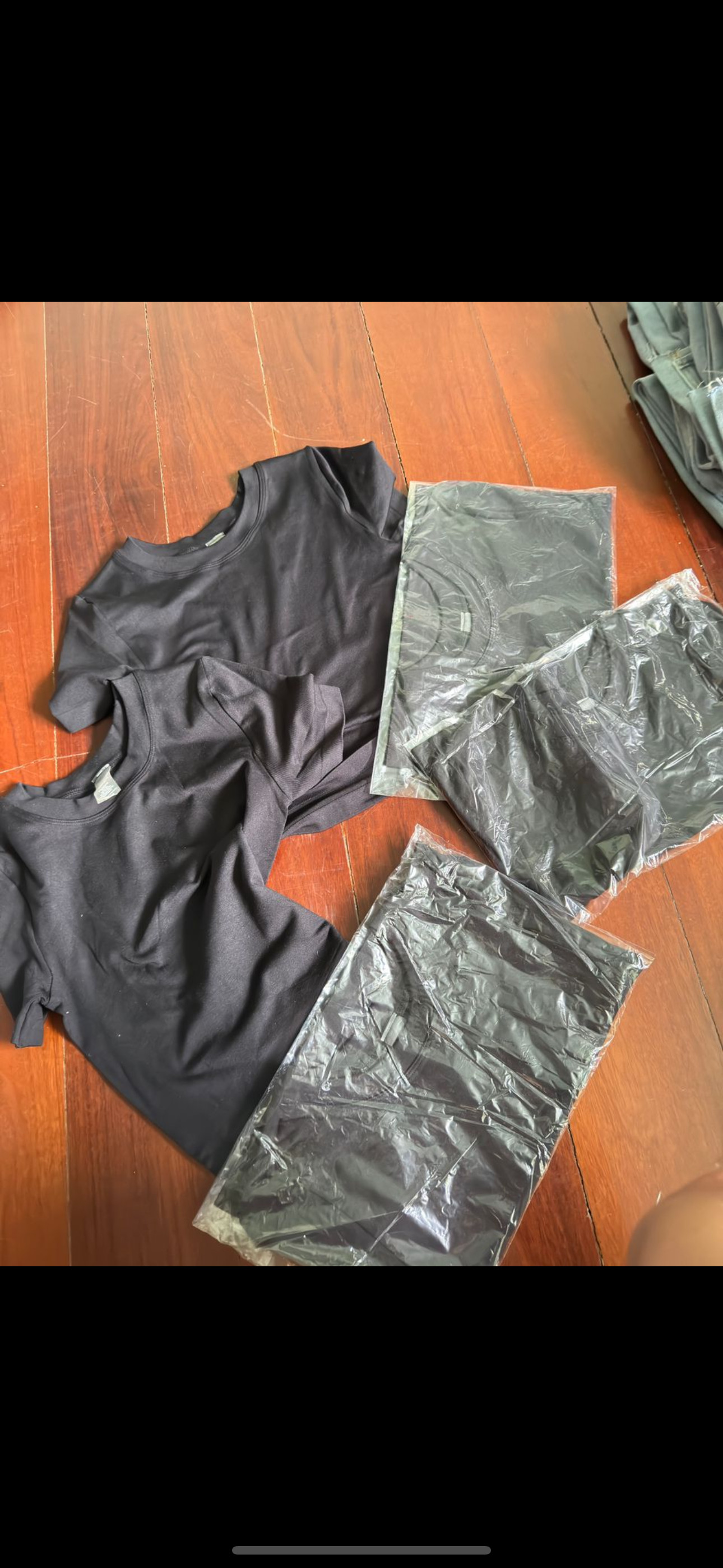 Top básico negro talla