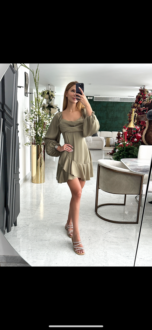 Vestido verde de seda mangalarga